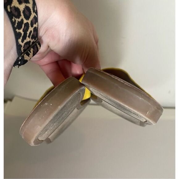 Franco Sarto Mustard Color Suede Flats size 8.5 - Picture 7 of 10